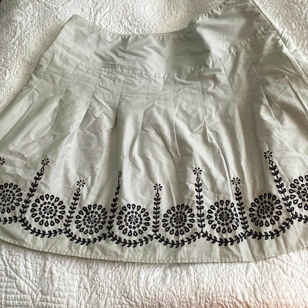 A line skirt